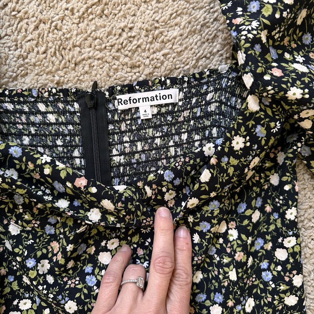 Reformation Spring Dress - Picture 5 of 5